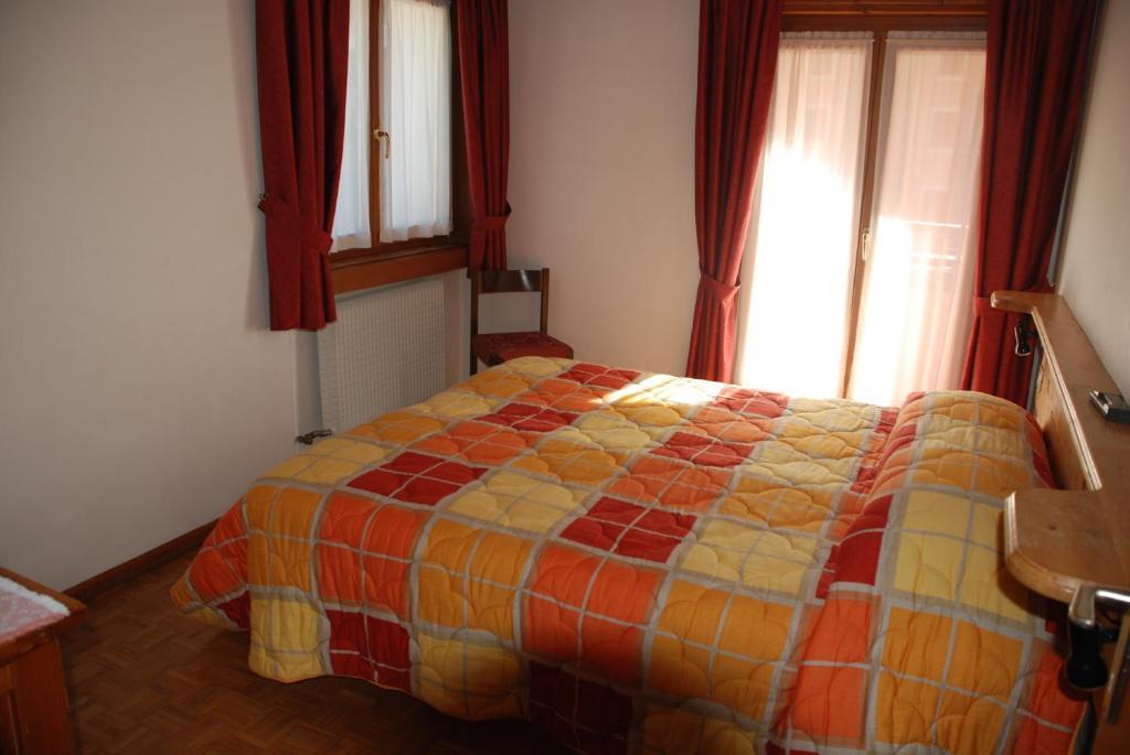 Park Hotel Санта-Катерина-Вальфурва Номер фото